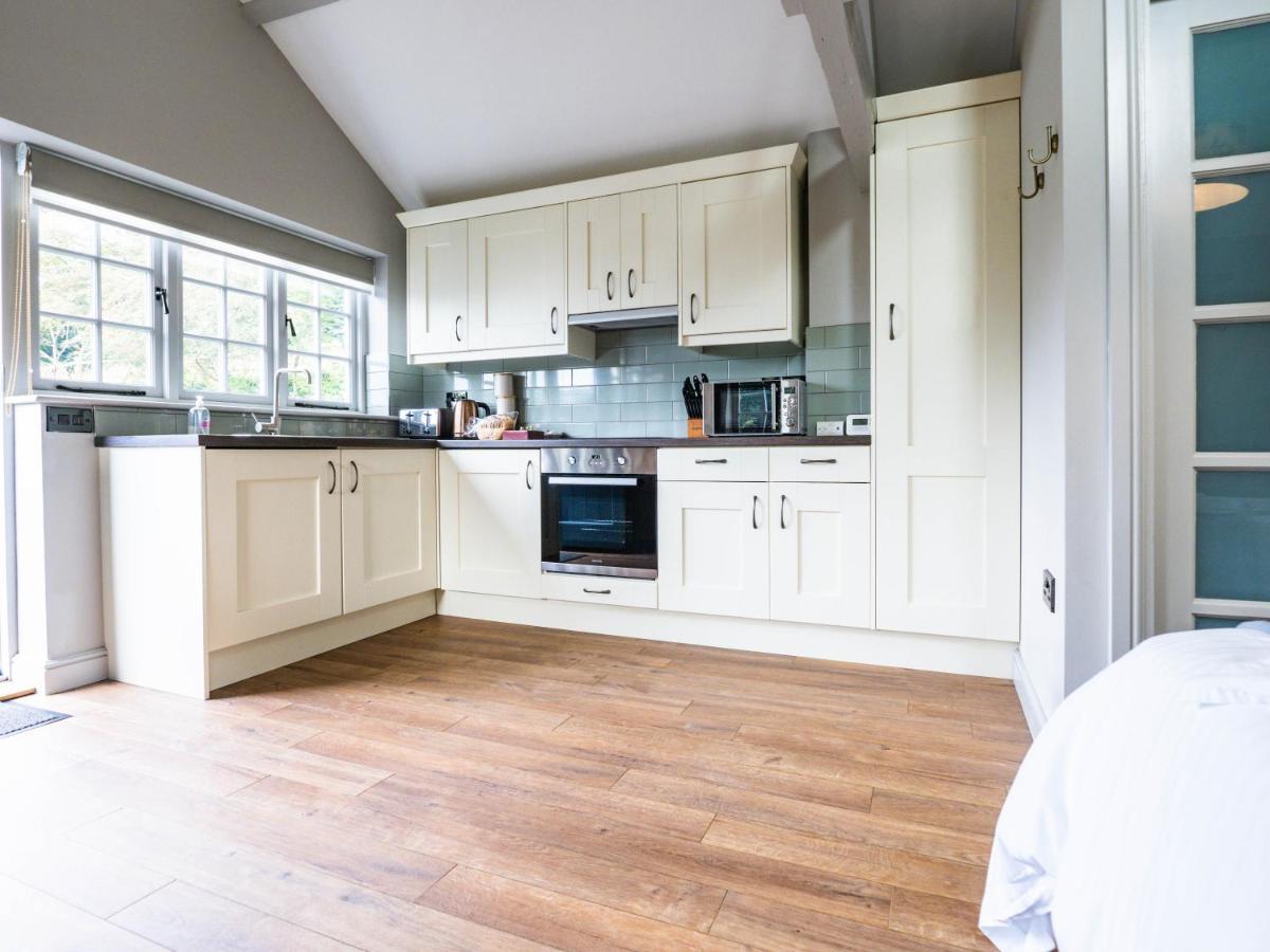 1 Bed Studio In Two Dales Near Matlock & Bakewell Buitenkant foto
